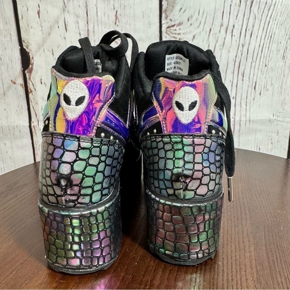 DOLLS Kill X YRU Qozmo Lo Alien Iridescent Reptile Embossed Platforms 4US 35 Eu - Picture 16 of 17